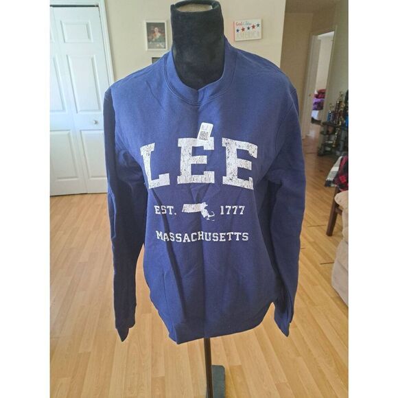 Port and Company Other - New Medium Lee Massachusetts Long Sleeve Crew Neck Pullover Fleece Sweatshirt